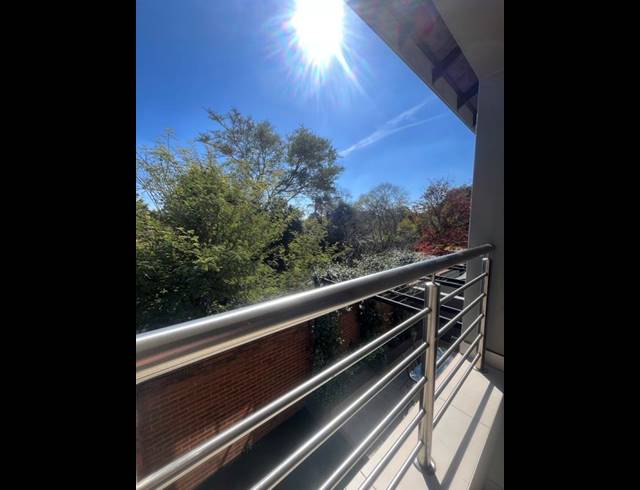 3 BEDROOM PROPERTY TO RENT IN MENLO PARK